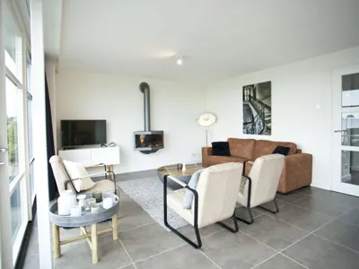 Search and Stay destination Hulshorst, GE - Netherlands from AU$ 578. Villa Waterfront 6