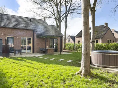 Search and Stay destination Ewijk, GE - Netherlands from AU$ 460. Coco Luxury Home