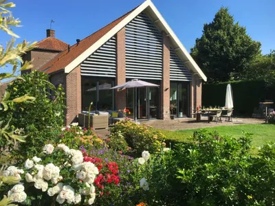 Search and Stay destination Kapelle, ZE - Netherlands from AU$ 401. De Meestoof