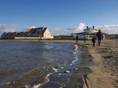 Search and Stay destination Brouwershaven, ZE - Netherlands from AU$ 229. Den Osse