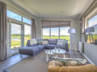 Search and Stay destination Hellevoetsluis, ZH - Netherlands from AU$ 384. Pavilion 6