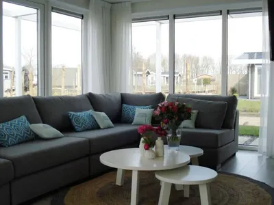 Search and Stay destination Hellevoetsluis, ZH - Netherlands from AU$ 738. Pavilion L'Etage 10