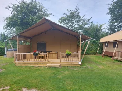 Search and Stay destination Noord-Scharwoude, NH - Netherlands from AU$ 540. Glampingtent Sunshine 2