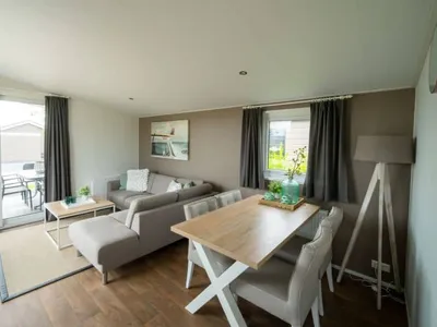 Search and Stay destination Bovenkarspel, NH - Netherlands from AU$ 315. Pavilion 4