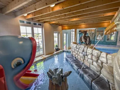 Search and Stay destination West-Graftdijk, NH - Netherlands from AU$ 343. Marken 6