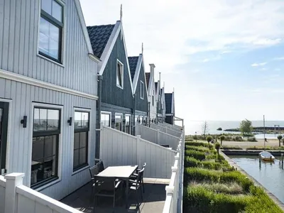 Search and Stay destination Uitdam, NH - Netherlands from AU$ 305. Zuiderzee Sauna 4