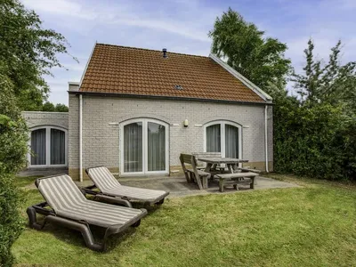 Search and Stay destination Hellevoetsluis, ZH - Netherlands from AU$ 402. Citta Romana