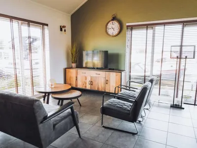 Search and Stay destination Uitgeest, NH - Netherlands from AU$ 476. De Meerparel