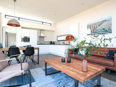 Search and Stay destination Nieuwvliet, ZE - Netherlands from AU$ 355. Cube Exclusif Plus 6