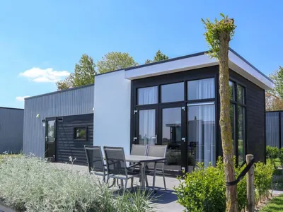 Search and Stay destination Nieuwvliet, ZE - Netherlands from AU$ 294. Cube la Mer 4