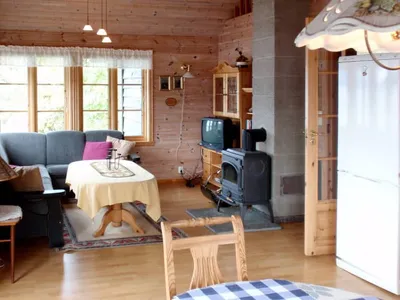 Search and Stay destination Vallavik, Vestland - Norway from AU$ 120. Eiknes (FJH412)