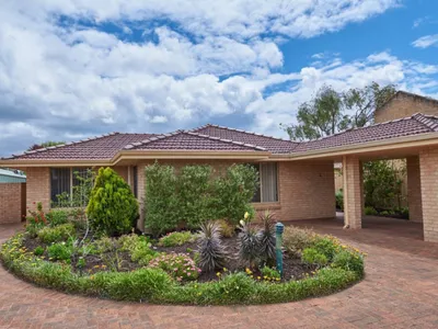 Search and Stay destination West Busselton, WA - Australia from AU$ 250. Busselton Seaside Escape Apartment - Unit 5