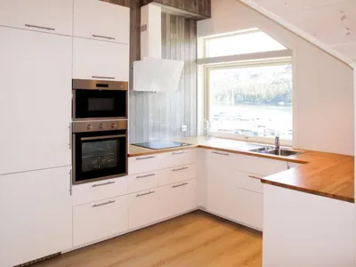 Search and Stay destination Huglo, Vestland - Norway from AU$ 112. Gurevika (FJH663)