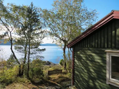 Search and Stay destination Nordtveitgrend, Vestland - Norway from AU$ 98. Hjartnesvika (FJH662)