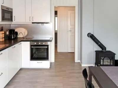 Search and Stay destination Hyllestad Municipality, Vestland - Norway from AU$ 153. Nesholmen (FJS127)