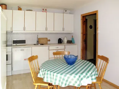 Search and Stay destination Vik i Sogn, Vestland fylke - Norway from AU$ 118. Indresfjord (FJS615)