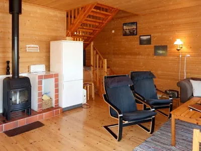 Search and Stay destination Vik, Vestland fylke - Norway from AU$ 111. Jambueggi (FJS611)