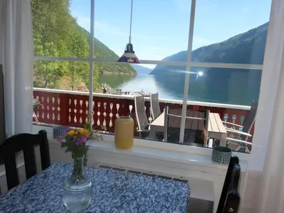 Search and Stay destination Vik i Sogn, Vestland - Norway from AU$ 134. Njord (FJS603)