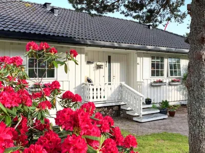 Search and Stay destination Kyrkjebø, Vestland - Norway from AU$ 300. Villa Syltebær (FJS283)