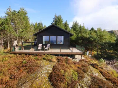 Search and Stay destination Korssund, Vestland - Norway from AU$ 214. Havbu (FJS166)