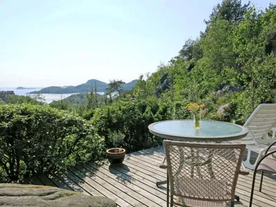 Search and Stay destination Farsund, Agder - Norway from AU$ 127. Klippen (SOW615)
