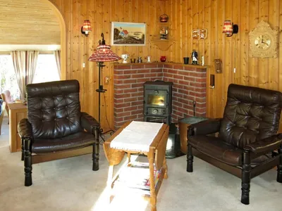 Search and Stay destination Farsund, Agder - Norway from AU$ 222. Åptafjorden (SOW684)