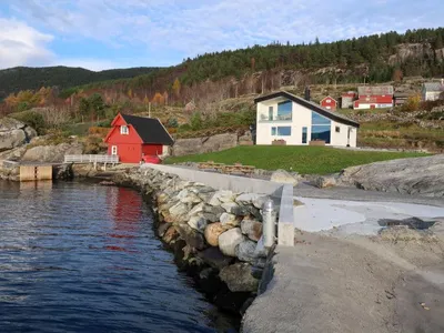 Search and Stay destination Svortevik, Vestland fylke - Norway from AU$ 343. Svortevik (FJS077)