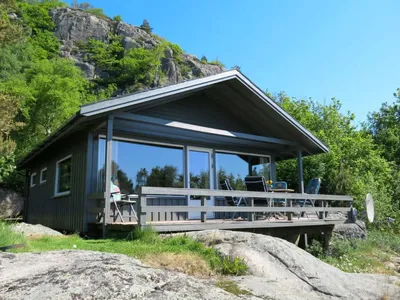 Search and Stay destination Lyngdal, Agder - Norway from AU$ 120. Jannebu (SOW125)
