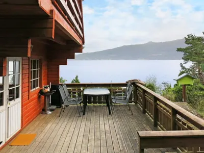 Search and Stay destination Balestrand, Vestland - Norway from AU$ 172. Sofie (FJS116)