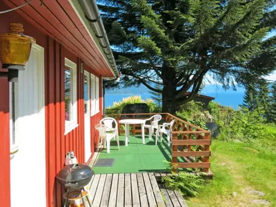 Search and Stay destination Balestrand, Vestland - Norway from AU$ 107. Haugen (FJS024)