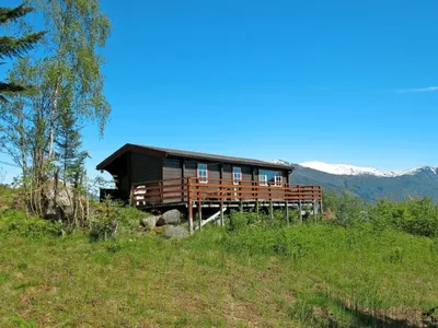 Search and Stay destination Balestrand, Vestland - Norway from AU$ 76. Haugly (FJS022)