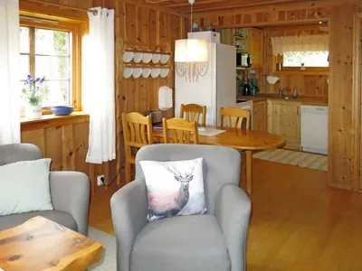 Search and Stay destination Balestrand, Vestland - Norway from AU$ 87. Målsnes (FJS015)