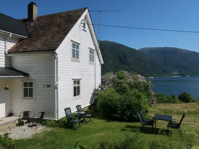 Search and Stay destination Nordrevik, Vestland - Norway from AU$ 194. Furuholmen (FJS293)