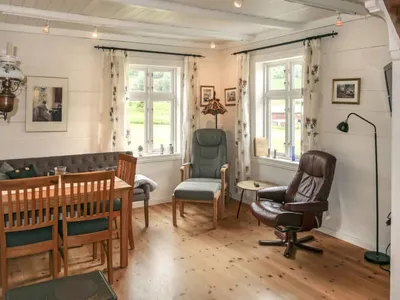 Search and Stay destination Bjordal, Vestland - Norway from AU$ 103. Ikjefjord (FJS219)