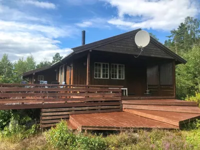 Search and Stay destination Kysnesstrand, Vestland - Norway from AU$ 100. Trefall (FJH520)