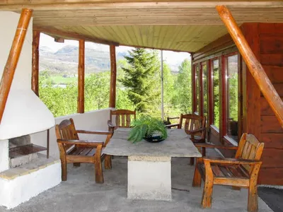 Search and Stay destination Eikelandsosen, Vestland - Norway from AU$ 109. Elisabeth (FJH664)