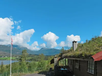Search and Stay destination Eikelandsosen, Vestland - Norway from AU$ 125. Anna (FJH661)