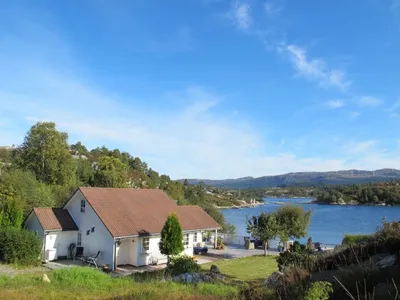 Search and Stay destination Fitjar Municipality, Vestland - Norway from AU$ 386. Villa Kråko (FJH181)