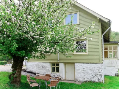 Search and Stay destination Onarheim, Vestland - Norway from AU$ 130. Greenhouse (FJH638)