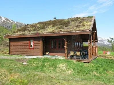 Search and Stay destination Sunnfjord, Vestland fylke - Norway from AU$ 123. Myravatnet (FJS051)