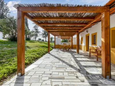 Search and Stay destination Monte da Volta, Setúbal - Portugal from AU$ 190. Quinta de Santa Emilia (V1)