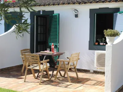 Search and Stay destination Moncarapacho, Faro District - Portugal from AU$ 116. Quinta da Murteira (FUZ106)