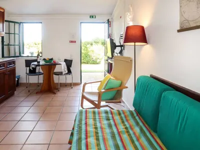 Search and Stay destination Moncarapacho, Faro District - Portugal from AU$ 111. Quinta da Murteira (FUZ104)