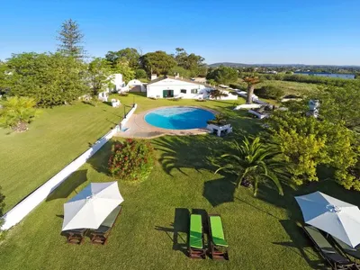 Search and Stay destination Moncarapacho, Faro District - Portugal from AU$ 116. Quinta da Murteira (FUZ103)
