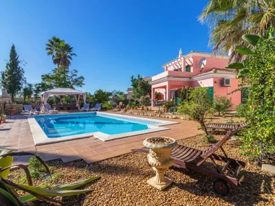 Search and Stay destination Loulé, Faro - Portugal from AU$ 423. Villa Rosa
