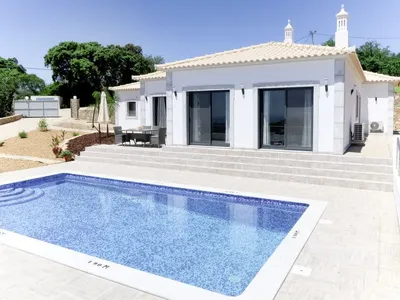 Search and Stay destination Estoi, Faro District - Portugal from AU$ 324. Sol e Mar (EOI135)