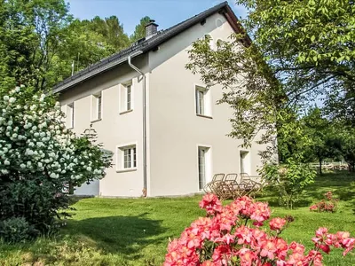 Search and Stay destination Milęcice, Dolnośląskie - Poland from AU$ 282. Dom na Skraju