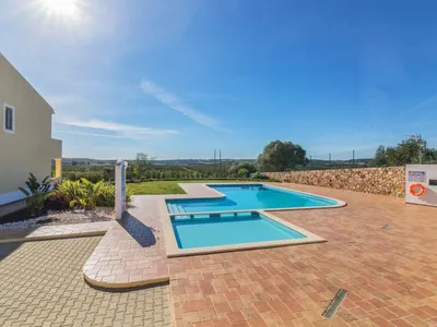 Search and Stay destination Alcantarilha, Faro - Portugal from AU$ 327. Vila Caravela