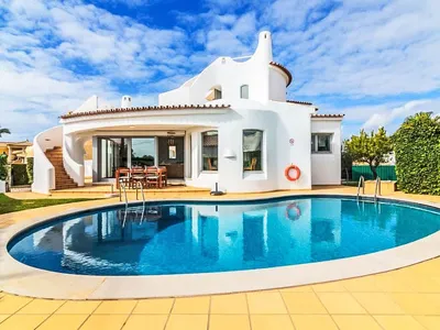 Search and Stay destination Guia, Faro - Portugal from AU$ 373. Arribas Villa