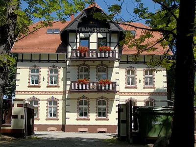 Search and Stay destination Szczawno-Zdrój, Dolnośląskie - Poland from AU$ 141. Apt. Popiel